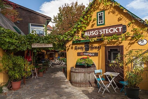 Heurigen Exterior, Alternative Vienna Stop #5. Photo Credit: Otto Domes, CC BY-SA 4.0 , via Wikimedia Commons
