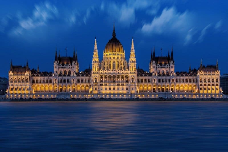 budapest pixabay (4) group inclusive tour meaning